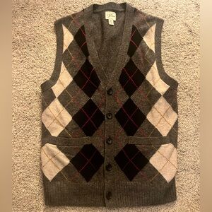 Men’s J. Crew argyle button down sweater vest - Small - merino wool